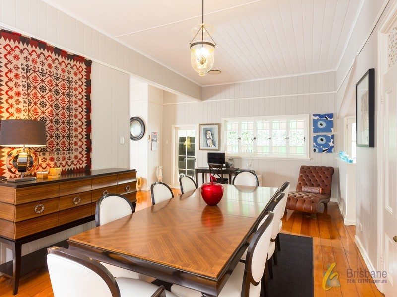 90 Berry Street, Sherwood QLD 4075