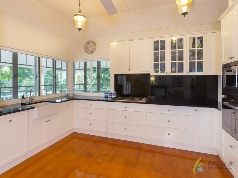 90 Berry Street, Sherwood QLD 4075