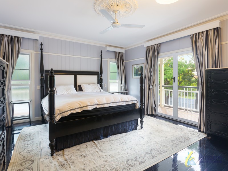 90 Berry Street, Sherwood QLD 4075