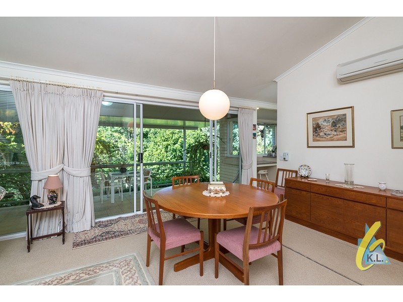 32 Quahlee Grove, Karana Downs QLD 4306