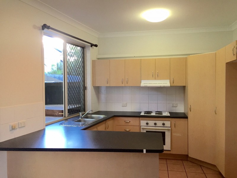 2/108 Glenalva Tce, Enoggera QLD 4051