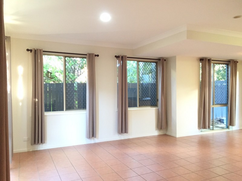 2/108 Glenalva Tce, Enoggera QLD 4051
