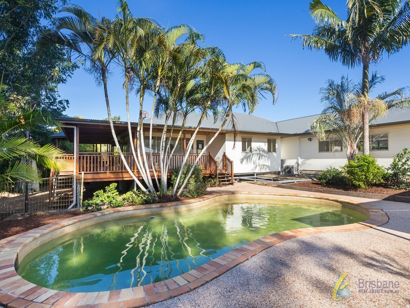 353 Gold Creek Road, Brookfield QLD 4069