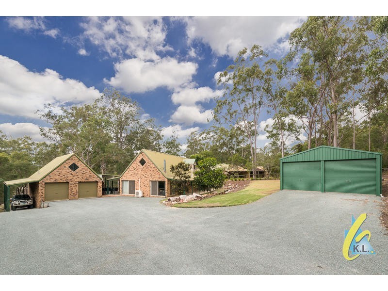 363 Mt Crosby Rd, Chuwar QLD 4306