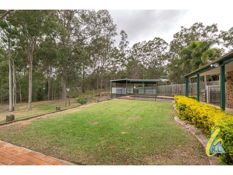 363 Mt Crosby Rd, Chuwar QLD 4306