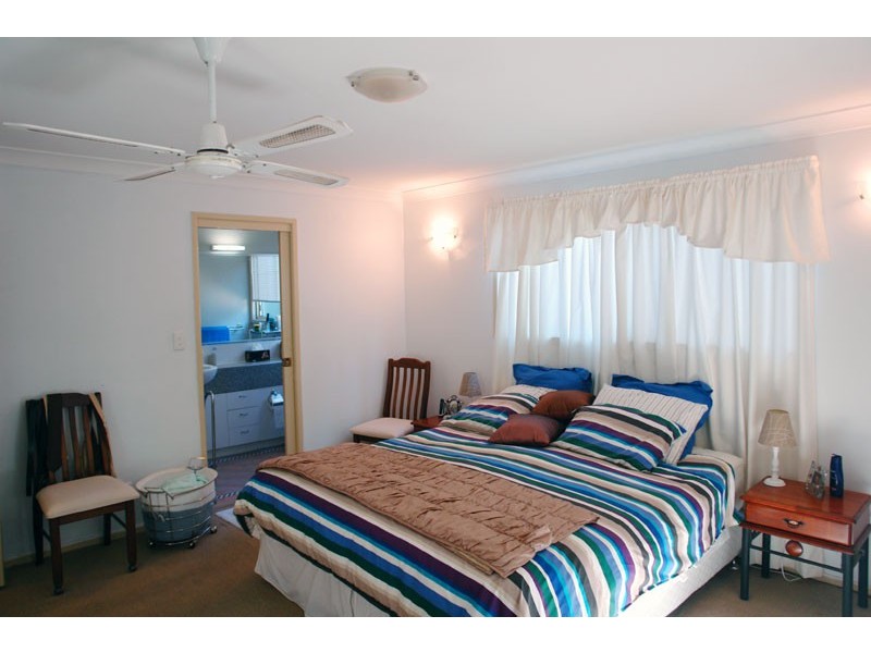 47 Newcomen Street, Indooroopilly QLD 4068