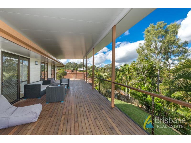 43 Broadmoor Street, Kenmore Hills QLD 4069