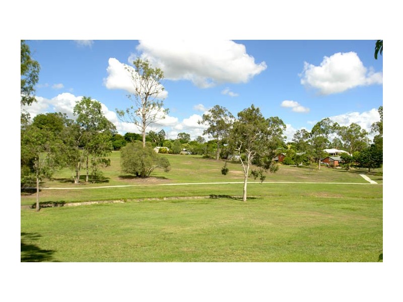 36A Lagoon Crescent, Bellbowrie QLD 4070