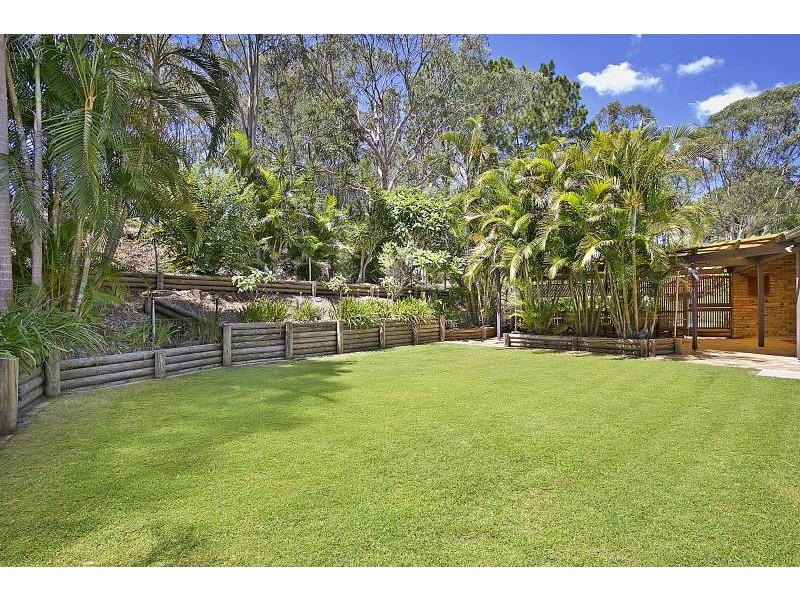 25 Woodfield Rd, Pullenvale QLD 4069