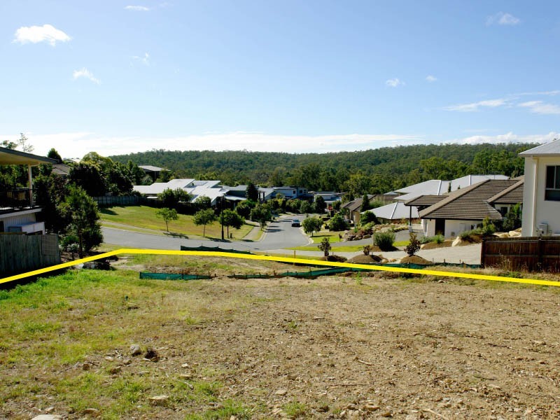 16 Kookaburra Pl, Brookwater QLD 4300