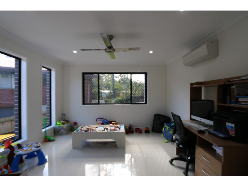 25a Jainba Street, Indooroopilly QLD 4068