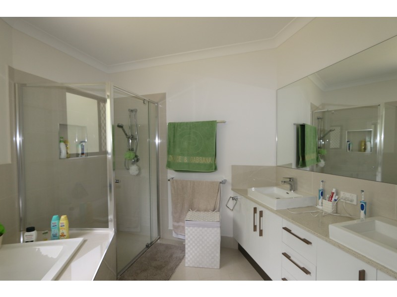 25a Jainba Street, Indooroopilly QLD 4068