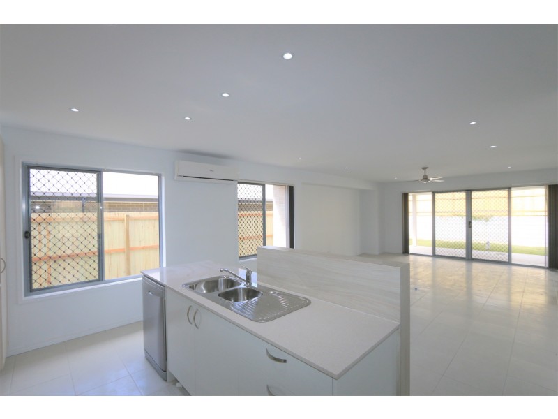 27 Cattiger Street, Richlands QLD 4077