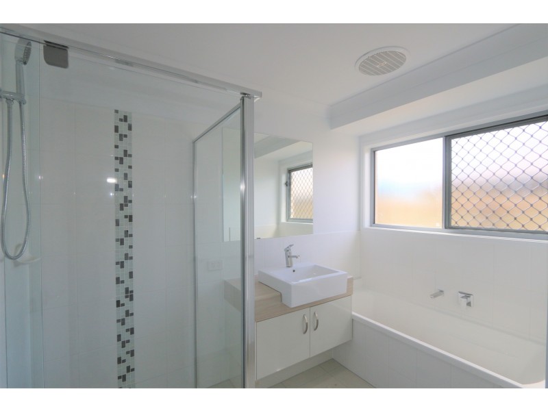 27 Cattiger Street, Richlands QLD 4077