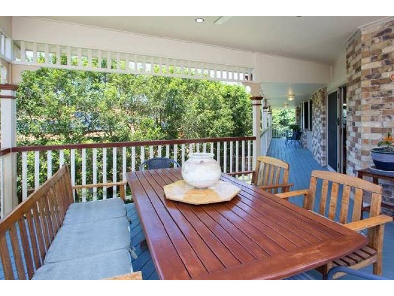 55 Drysdale Crescent, Brookfield QLD 4069