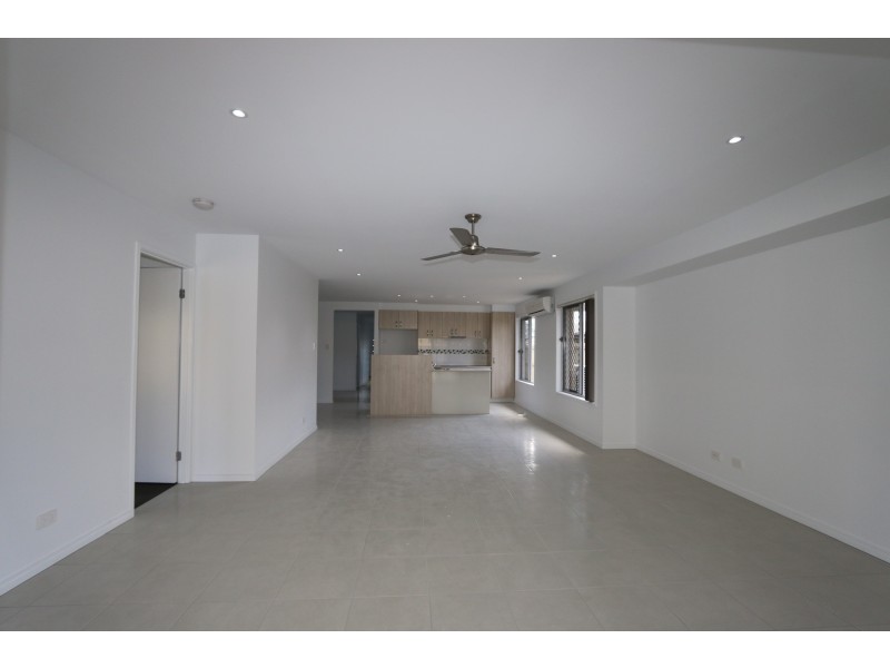 27 Cattiger Street, Richlands QLD 4077