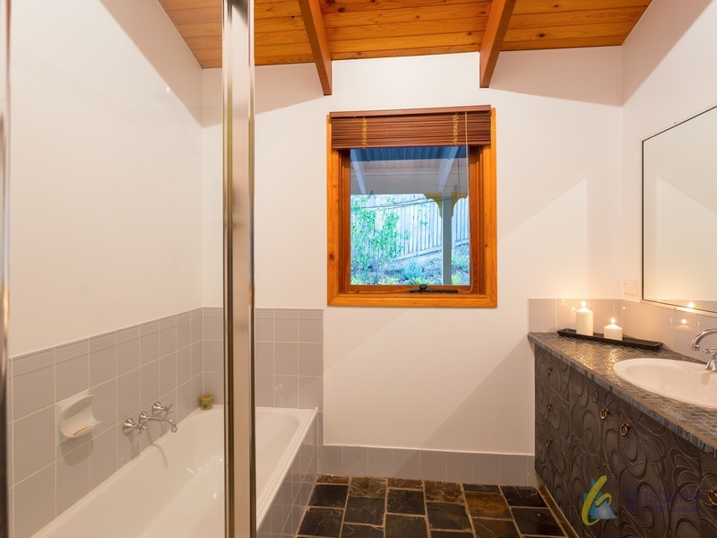 14 Boxthorn Street, Bellbowrie QLD 4070