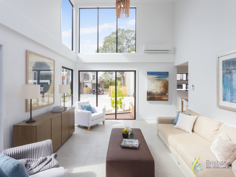 68 Gilruth Road, Kenmore QLD 4069