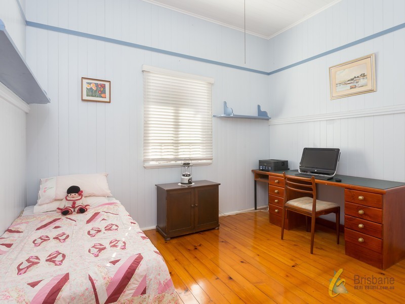 35 White St, Graceville QLD 4075