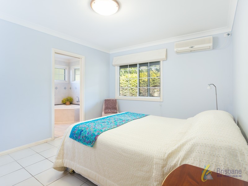 35 White St, Graceville QLD 4075
