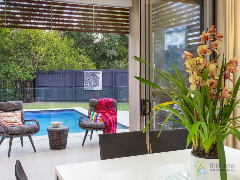 23 Serene Place, Fig Tree Pocket QLD 4069