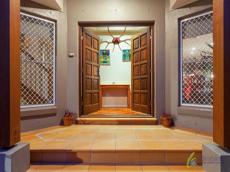 16 Joffre Pl, Forest Lake QLD 4078