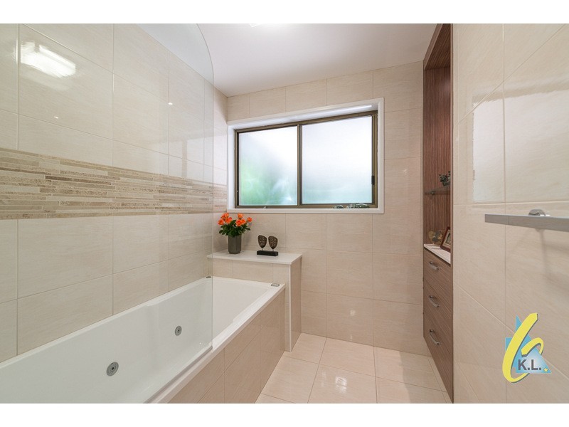 115 Baaring Drive, Karana Downs QLD 4306