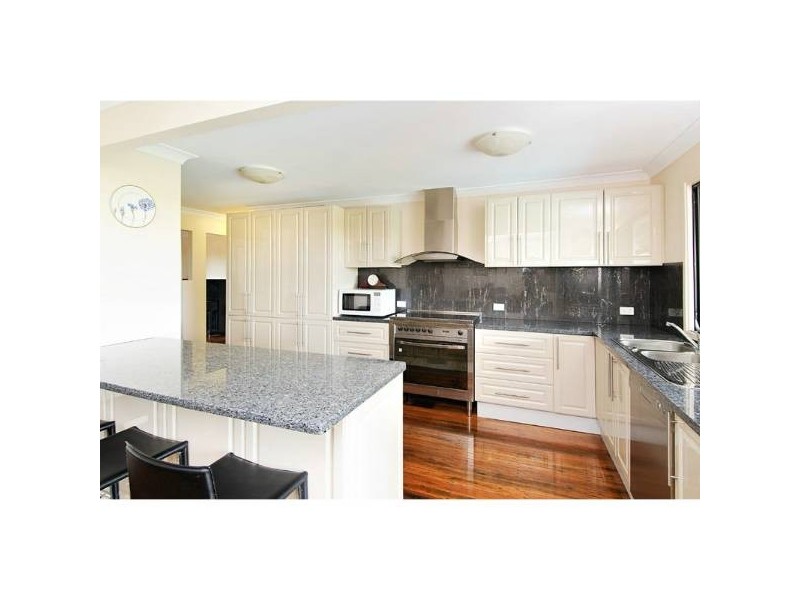 29 Elanora Way, Karalee QLD 4306