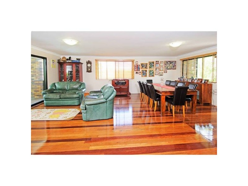 29 Elanora Way, Karalee QLD 4306