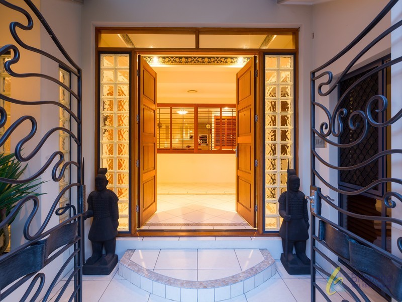 19 Brighton Pde, Forest Lake QLD 4078