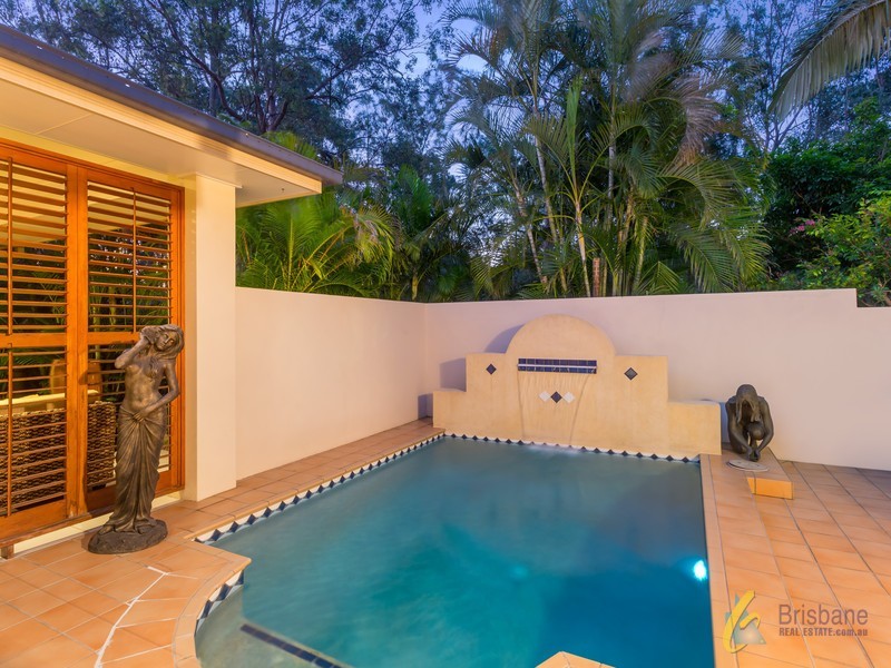 19 Brighton Pde, Forest Lake QLD 4078