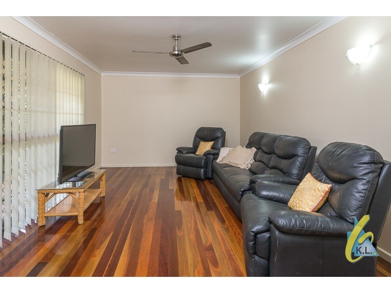 910 Mt Crosby Rd, Mount Crosby QLD 4306