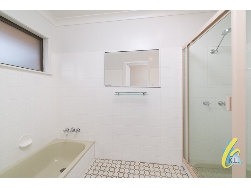 910 Mt Crosby Rd, Mount Crosby QLD 4306