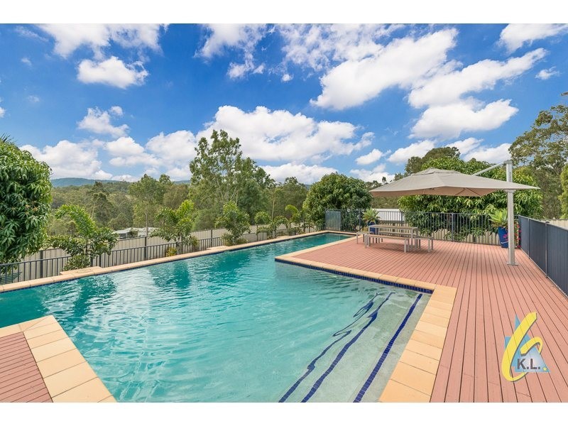 910 Mt Crosby Rd, Mount Crosby QLD 4306