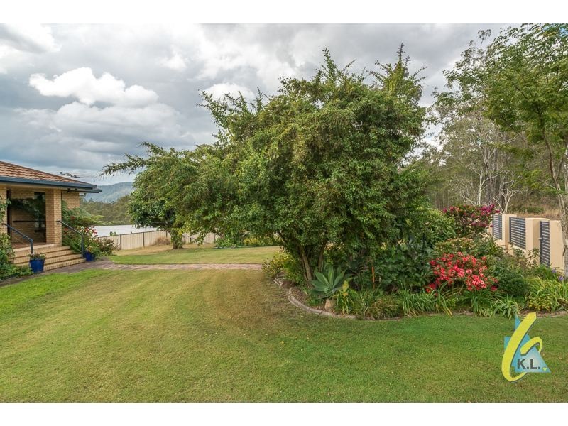 910 Mt Crosby Rd, Mount Crosby QLD 4306