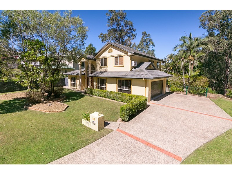 10 Birah Place, Chapel Hill QLD 4069