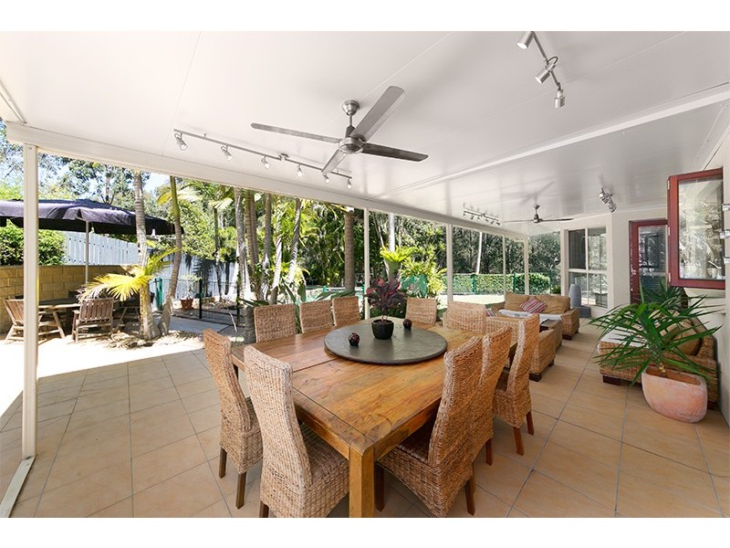 10 Birah Place, Chapel Hill QLD 4069