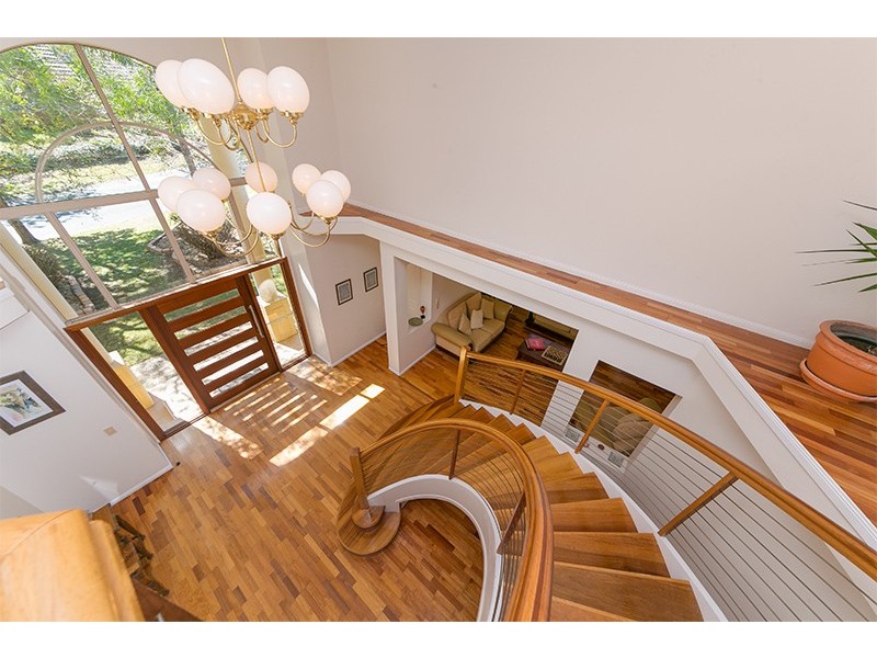 10 Birah Place, Chapel Hill QLD 4069