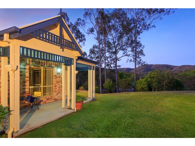 34 Bullock Dray Drive, Mount Crosby QLD 4306