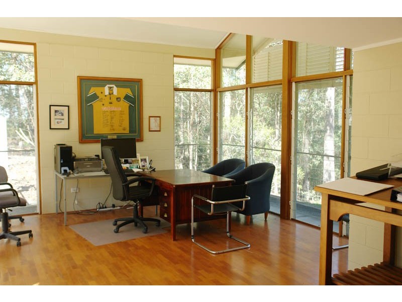 254 Bielby Road, Kenmore Hills QLD 4069