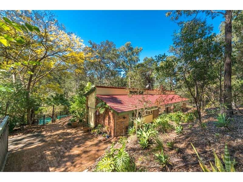 252 Bielby Road, Kenmore Hills QLD 4069