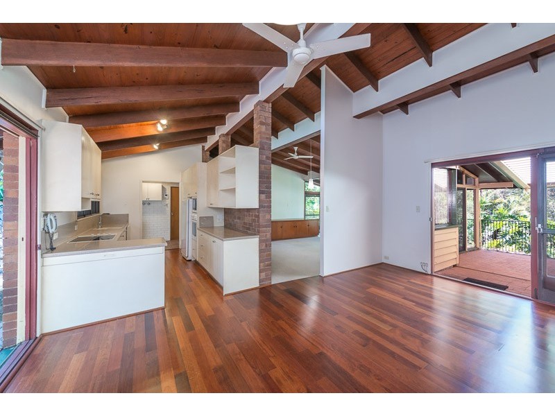 252 Bielby Road, Kenmore Hills QLD 4069
