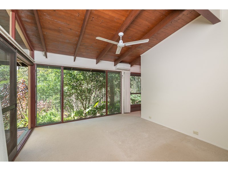 252 Bielby Road, Kenmore Hills QLD 4069