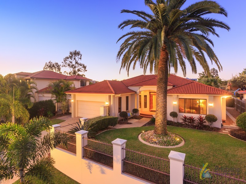 27 Glenwood Place, Moggill QLD 4070