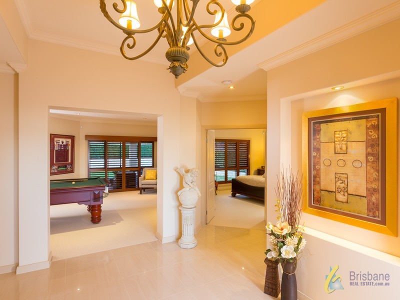 27 Glenwood Place, Moggill QLD 4070