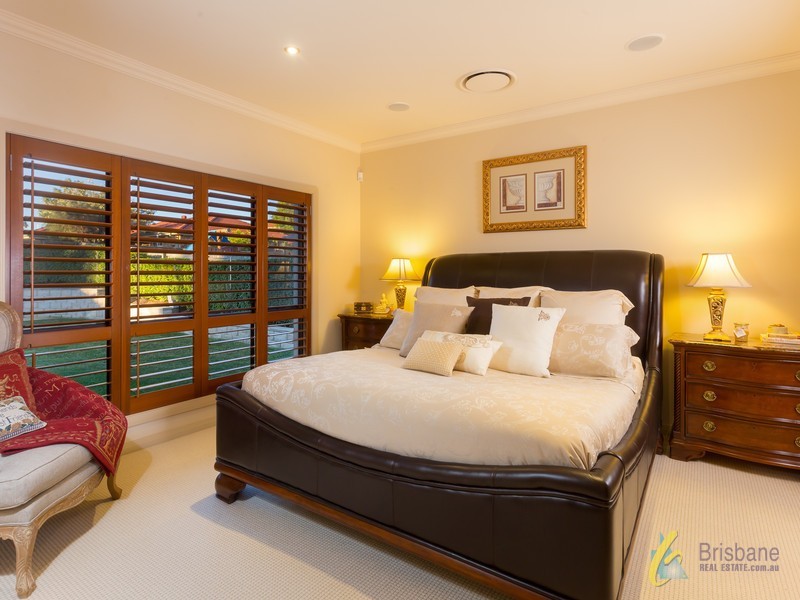 27 Glenwood Place, Moggill QLD 4070