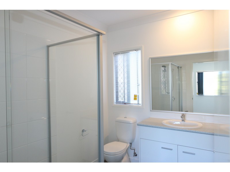 19 Kate Street, Indooroopilly QLD 4068