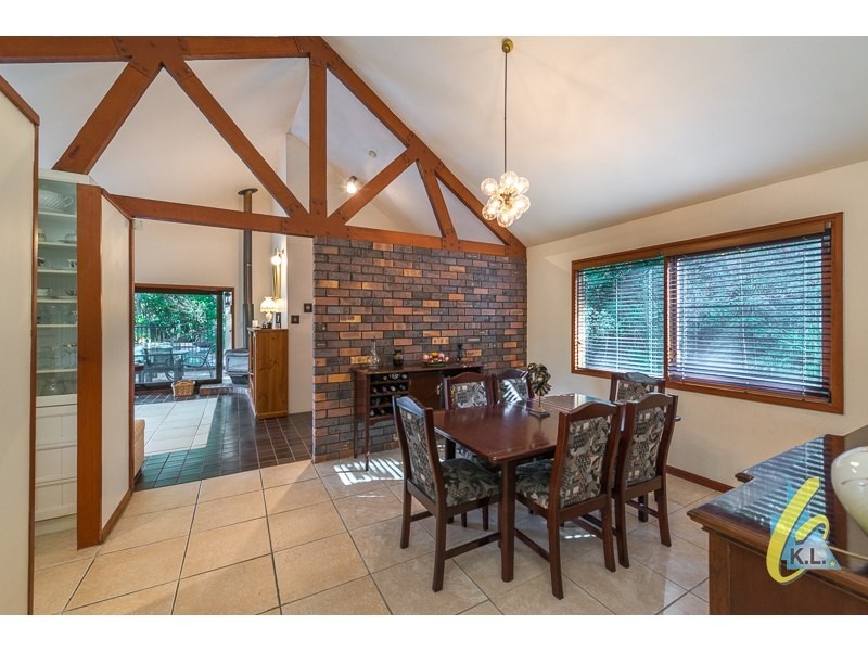 15 Wattle St, Mount Crosby QLD 4306