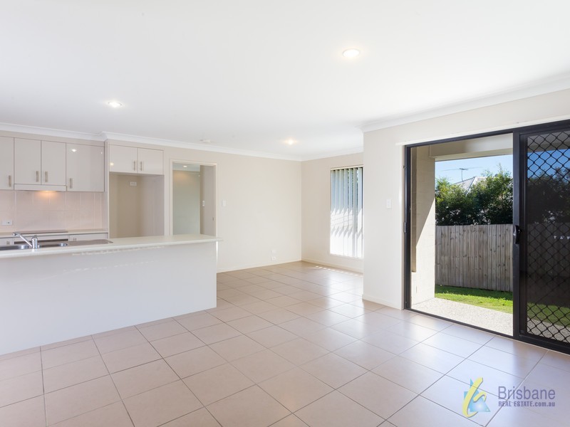 20 Oak Leaf St, Springfield Lakes QLD 4300