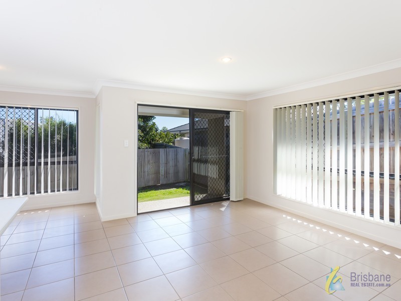 20 Oak Leaf St, Springfield Lakes QLD 4300